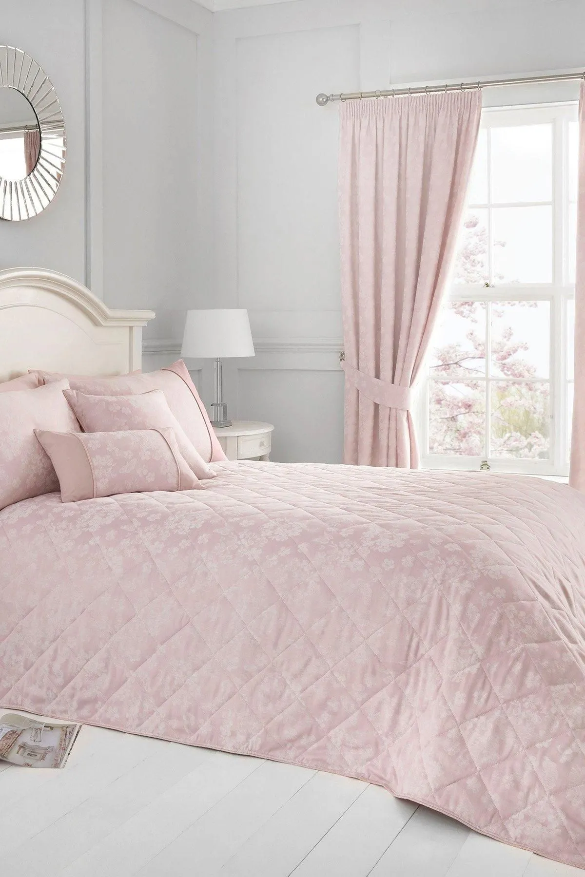 Dreams & Drapes 'Blossom' Floral Quilted Bedspread in Rose