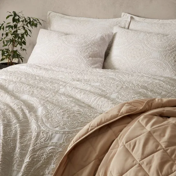 Tama Global Duvet Cover and Pillowcase Set 3