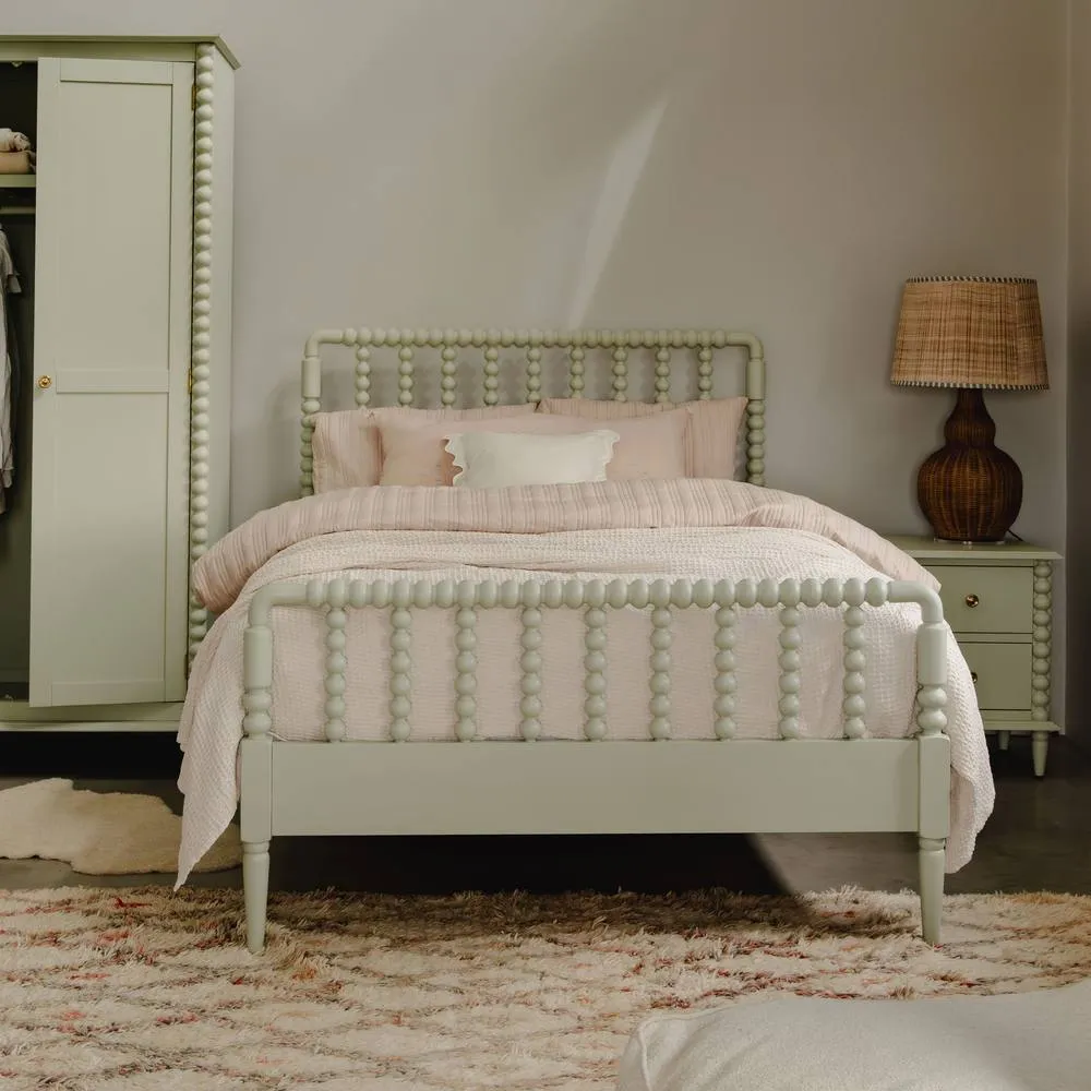 Statement Furniture Cromwell 4ft6 Wooden Bed Frame with Bobbin Design Head & Footboards in Light Green