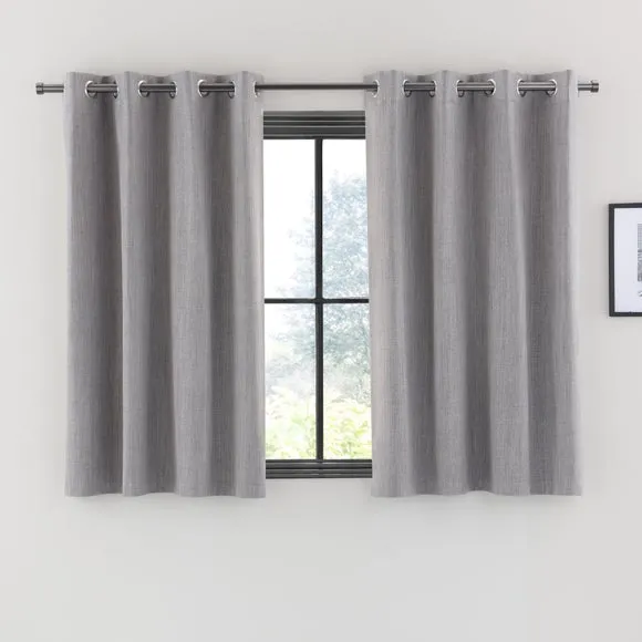 Solar Blackout Eyelet Curtains 4