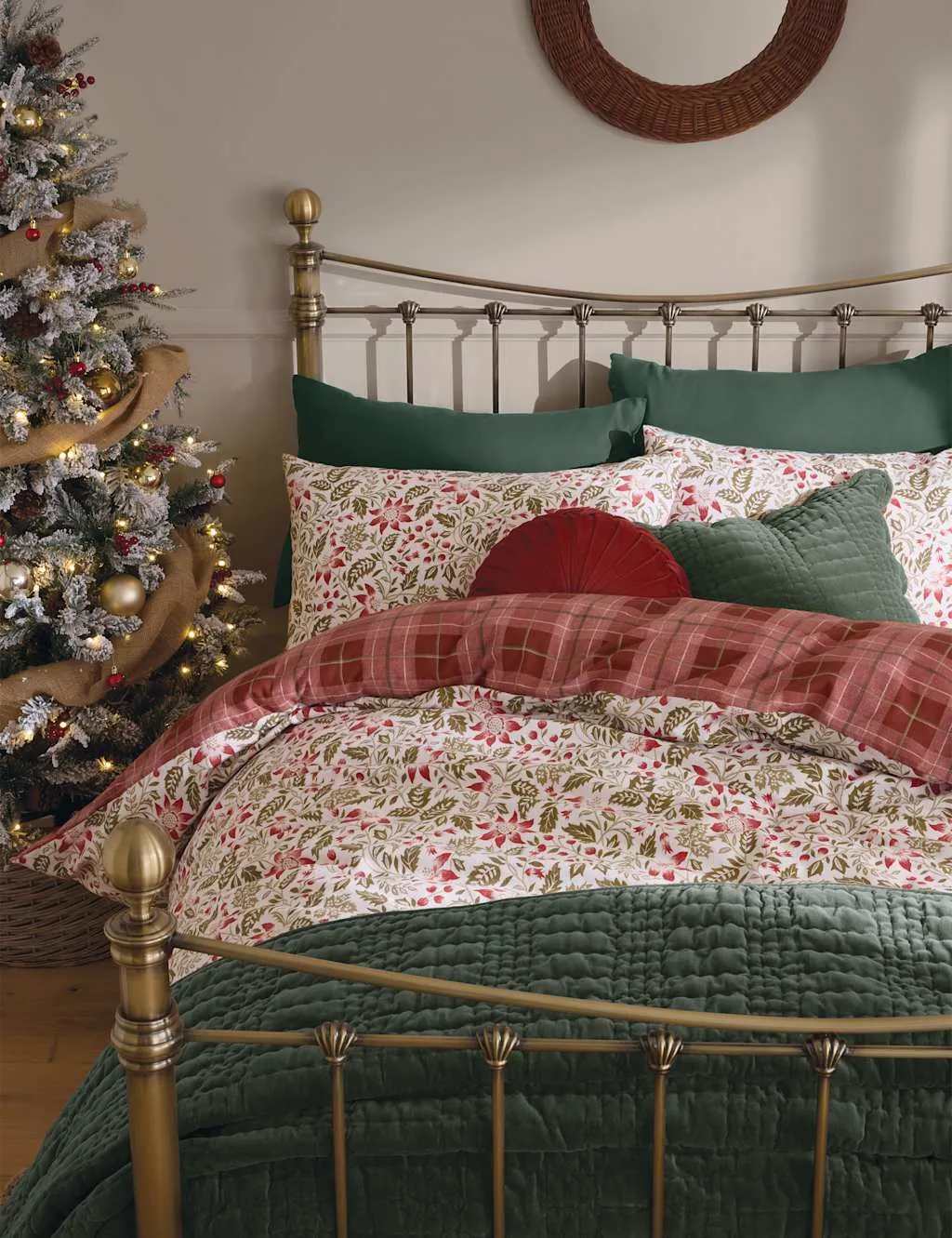 Laura Ashley Pure Cotton Astley Floral Christmas Bedding Set Red Mix