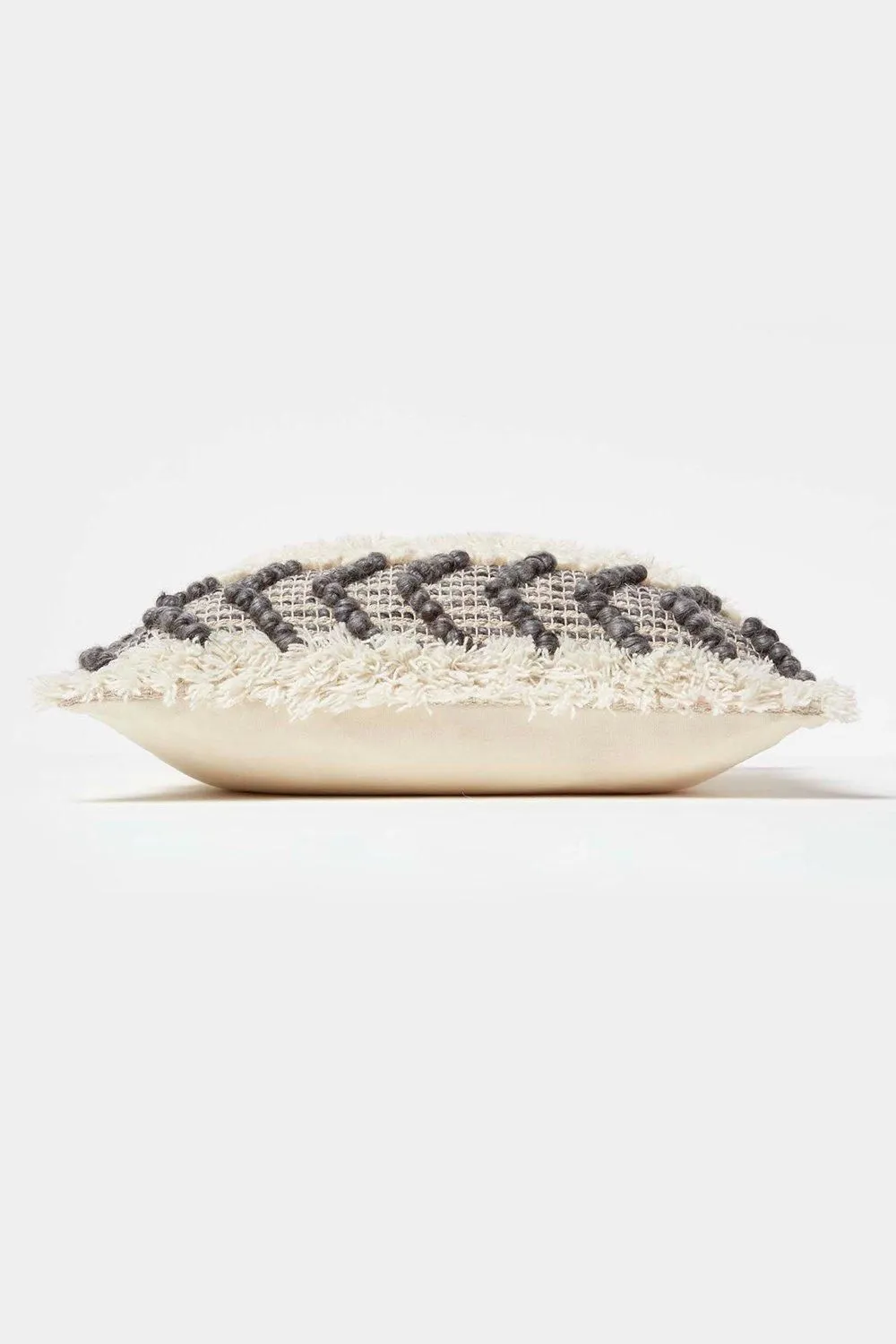 Homescapes Lindi Handwoven Tufted Cream Kilim Cushion 4