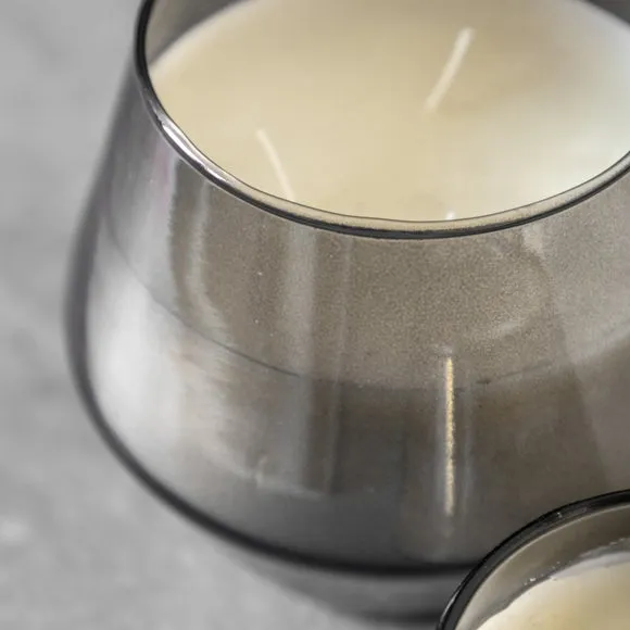 Set of 2 Black Tea and Bergamot Multi Wick Smoked Candles 3