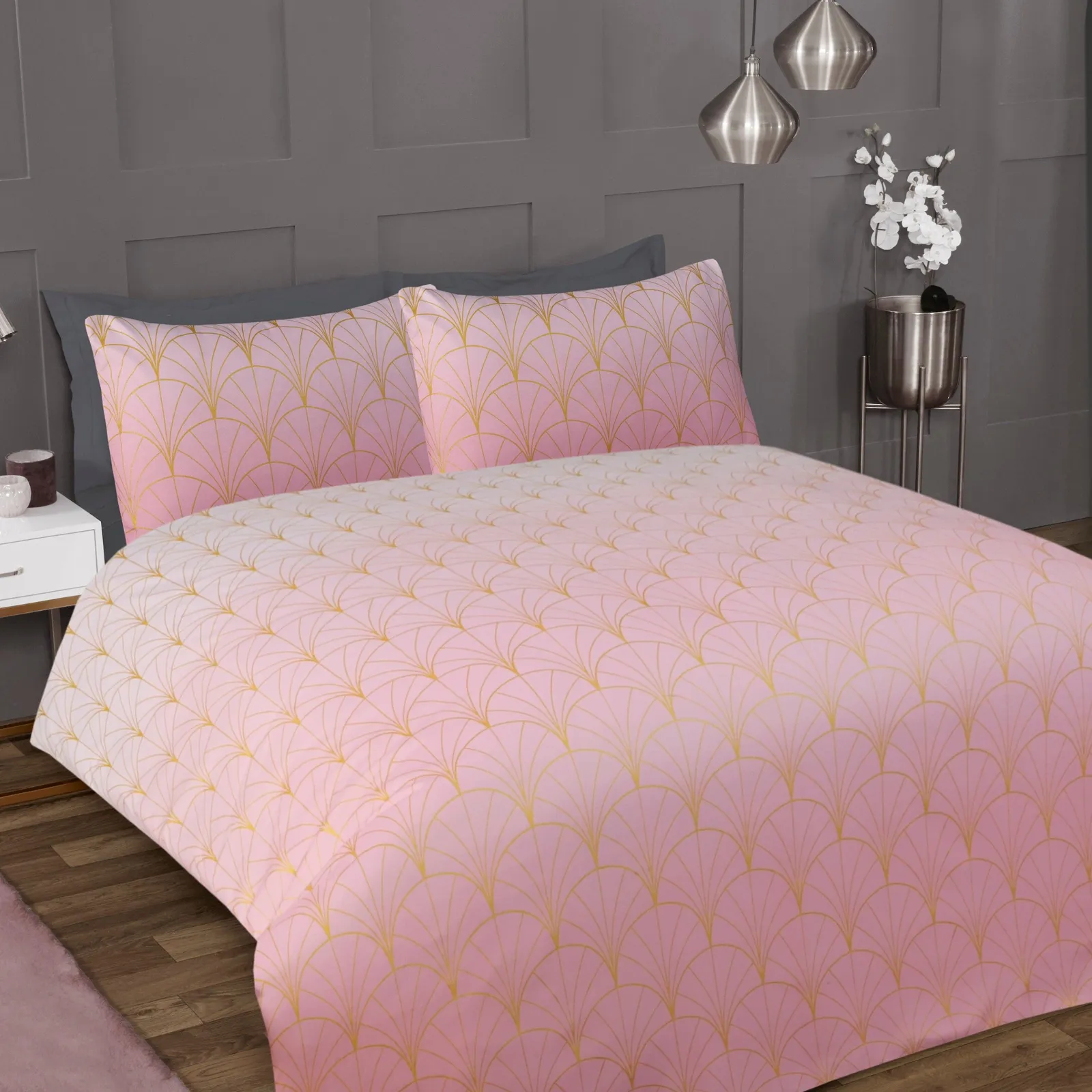 Smart Living Printed Luxury Ombre Metallic Deco Duvet Cover With Pillowcases in Pink
