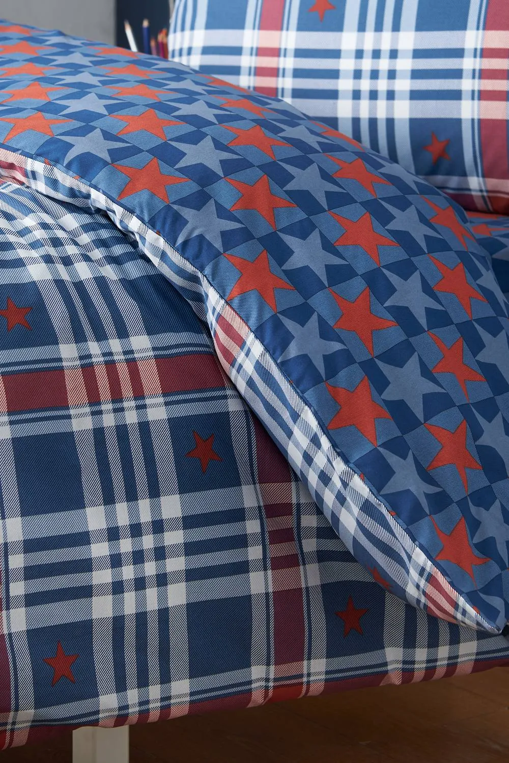 Catherine Lansfield 'Stars & Check' Reversible Duvet Cover Set in Blue 4