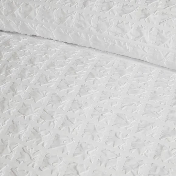 Serene Embossed Grid Duvet Cover & Pillowcase Set 3