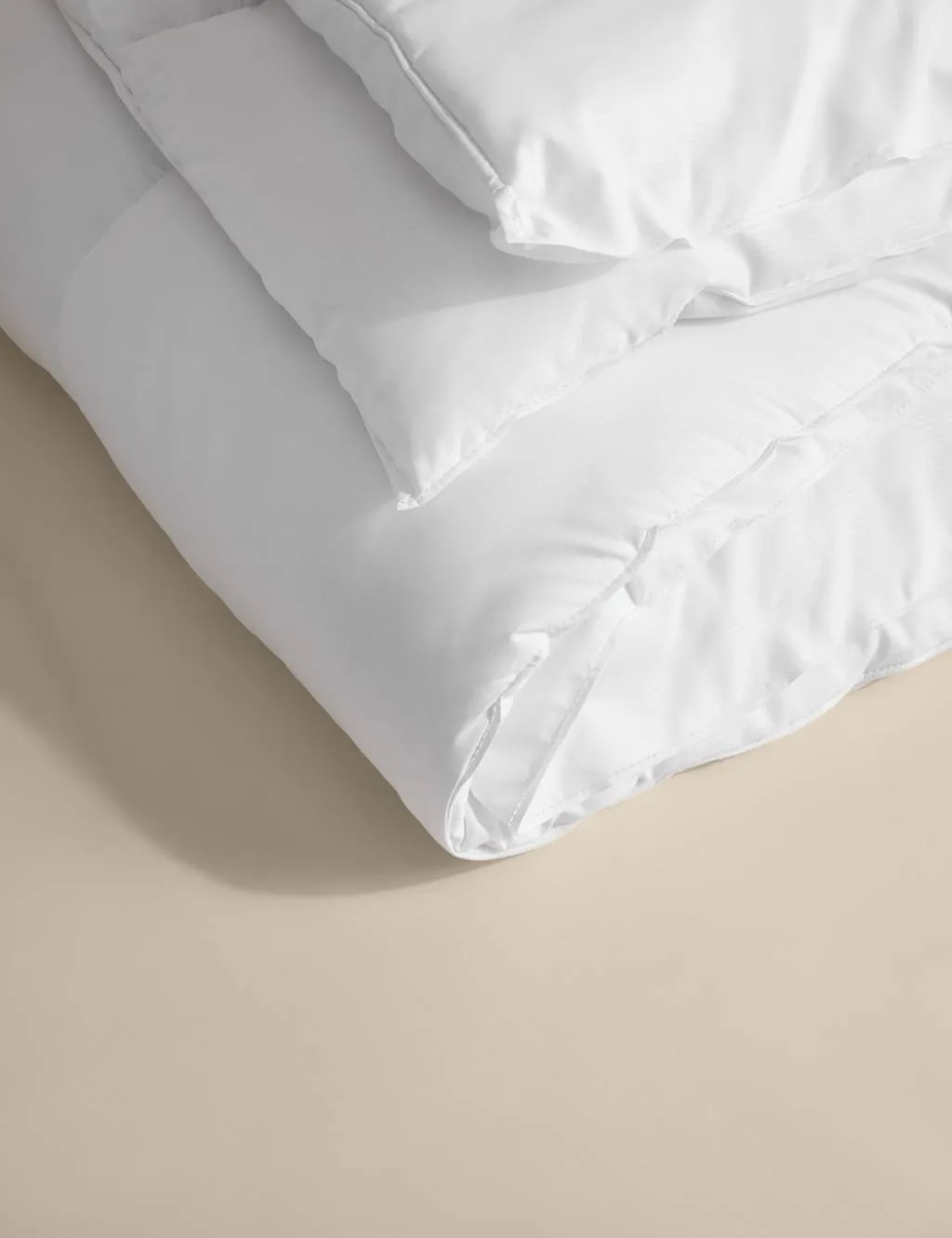 M&S Simply Soft 10.5 Tog Duvet White