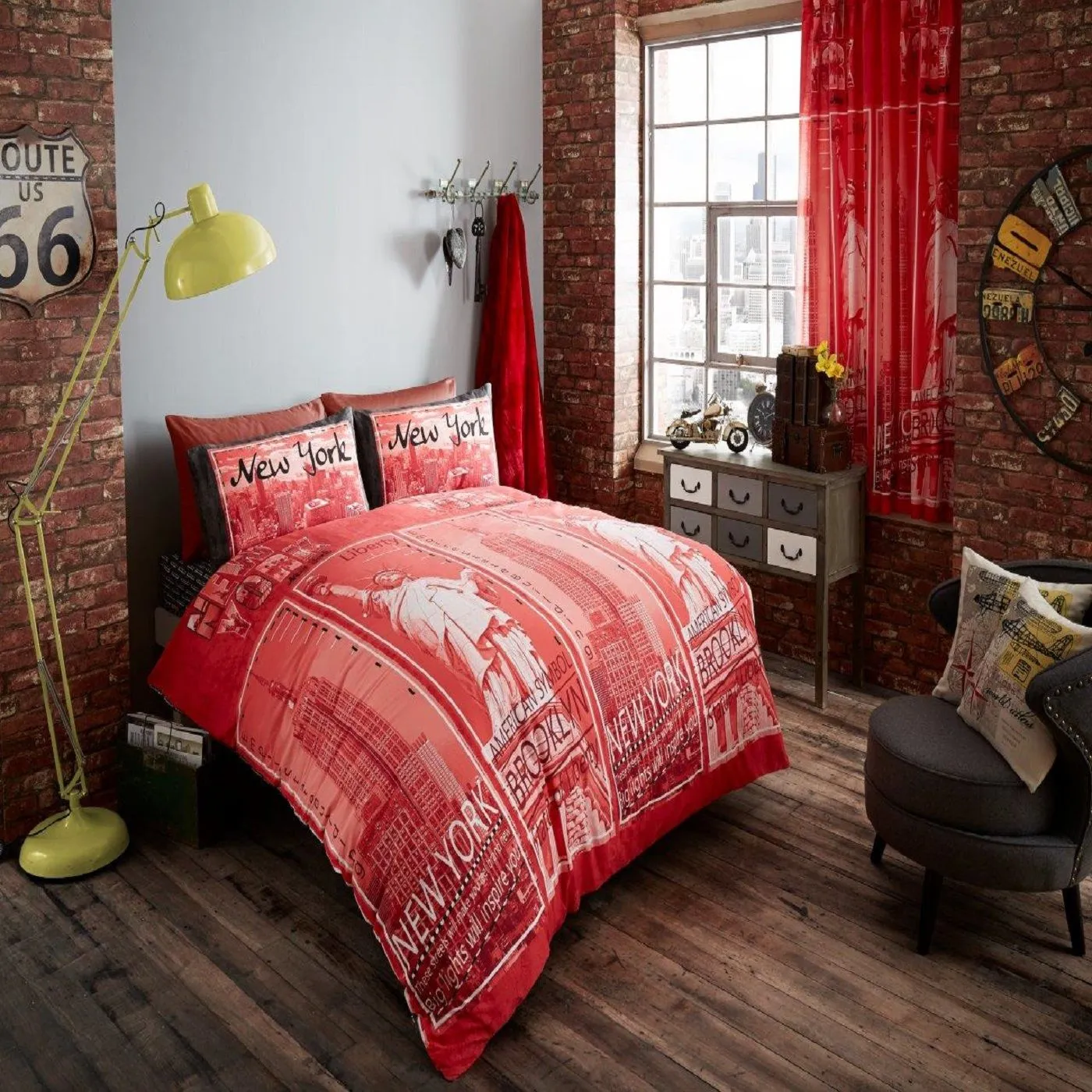 Smart Living Printed Polycotton Inspire Duvet Cover With Pillowcases in Red