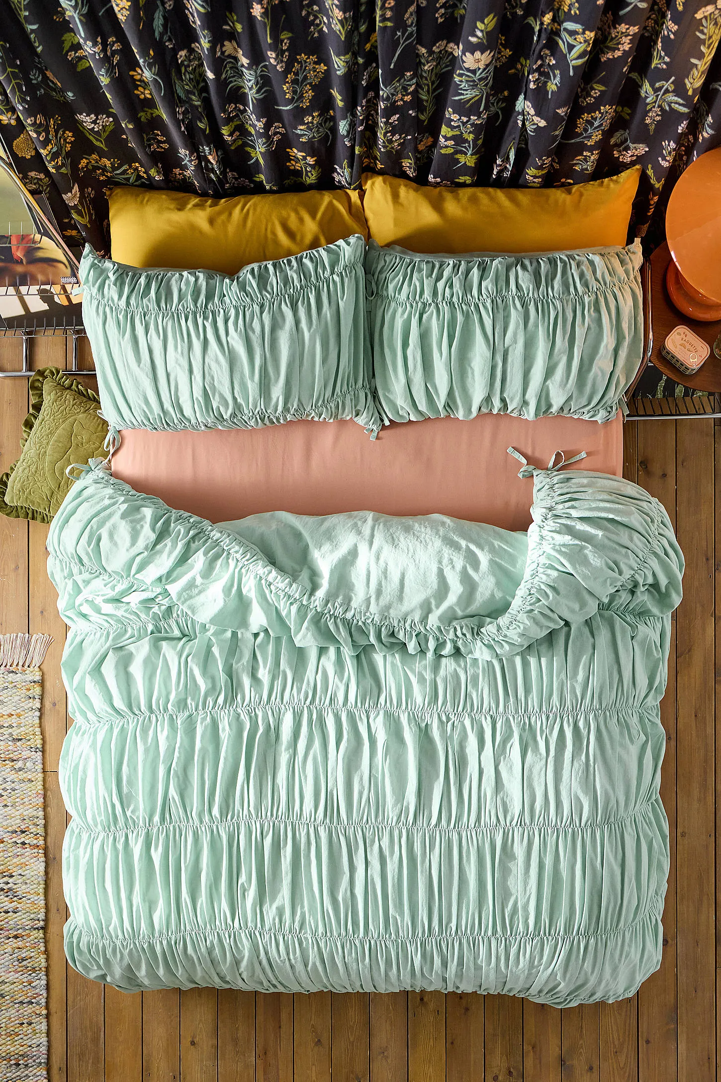 Cinched Duvet Set - Light Green 1