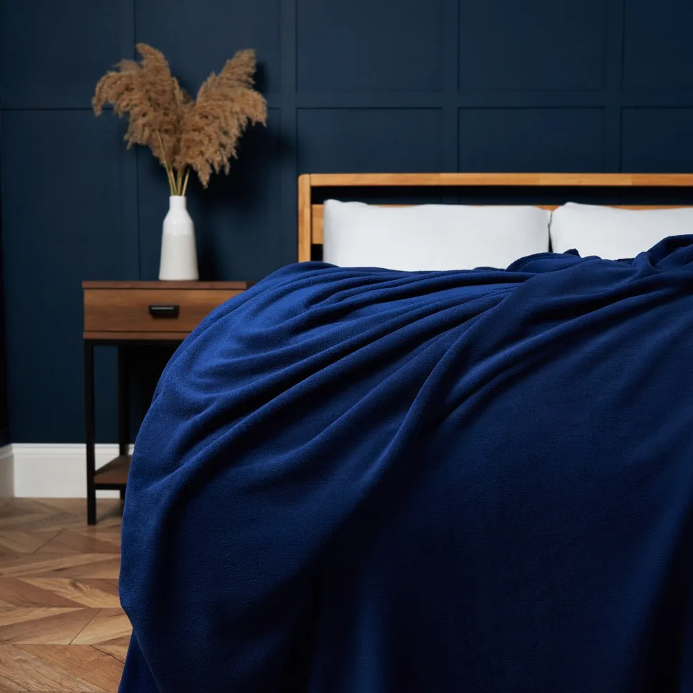 Microfleece Jumbo Throw, Navy
