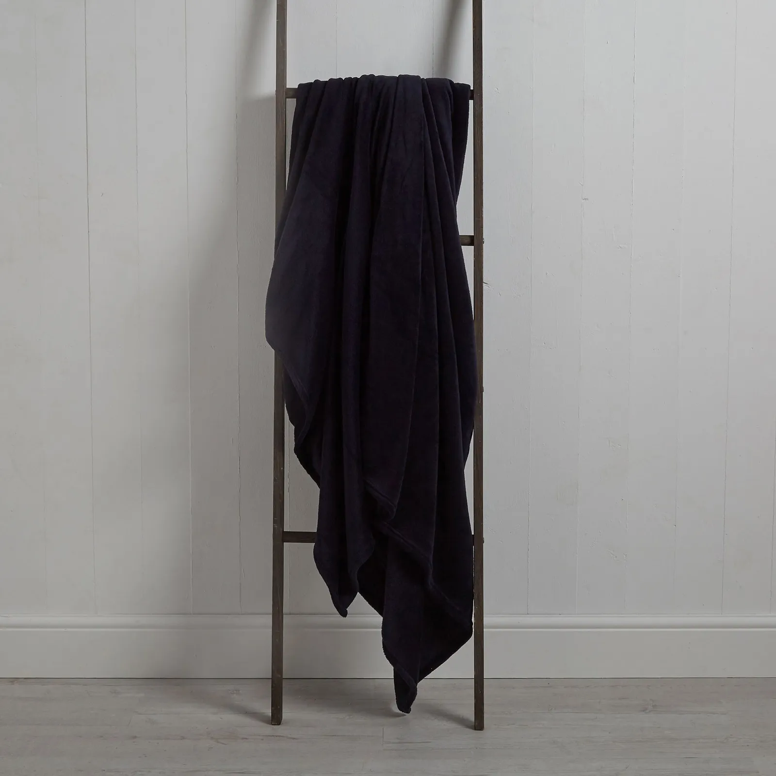 Seriously Soft 220cm x 220cm Throw Indigo (Blue)