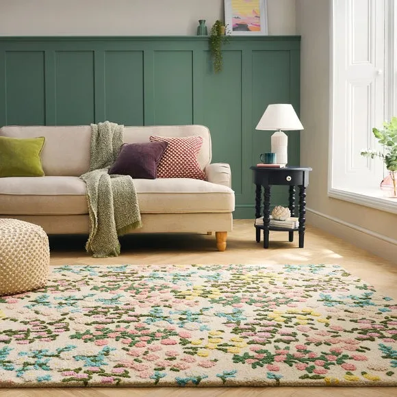 Country Garden Floral Wool Rug