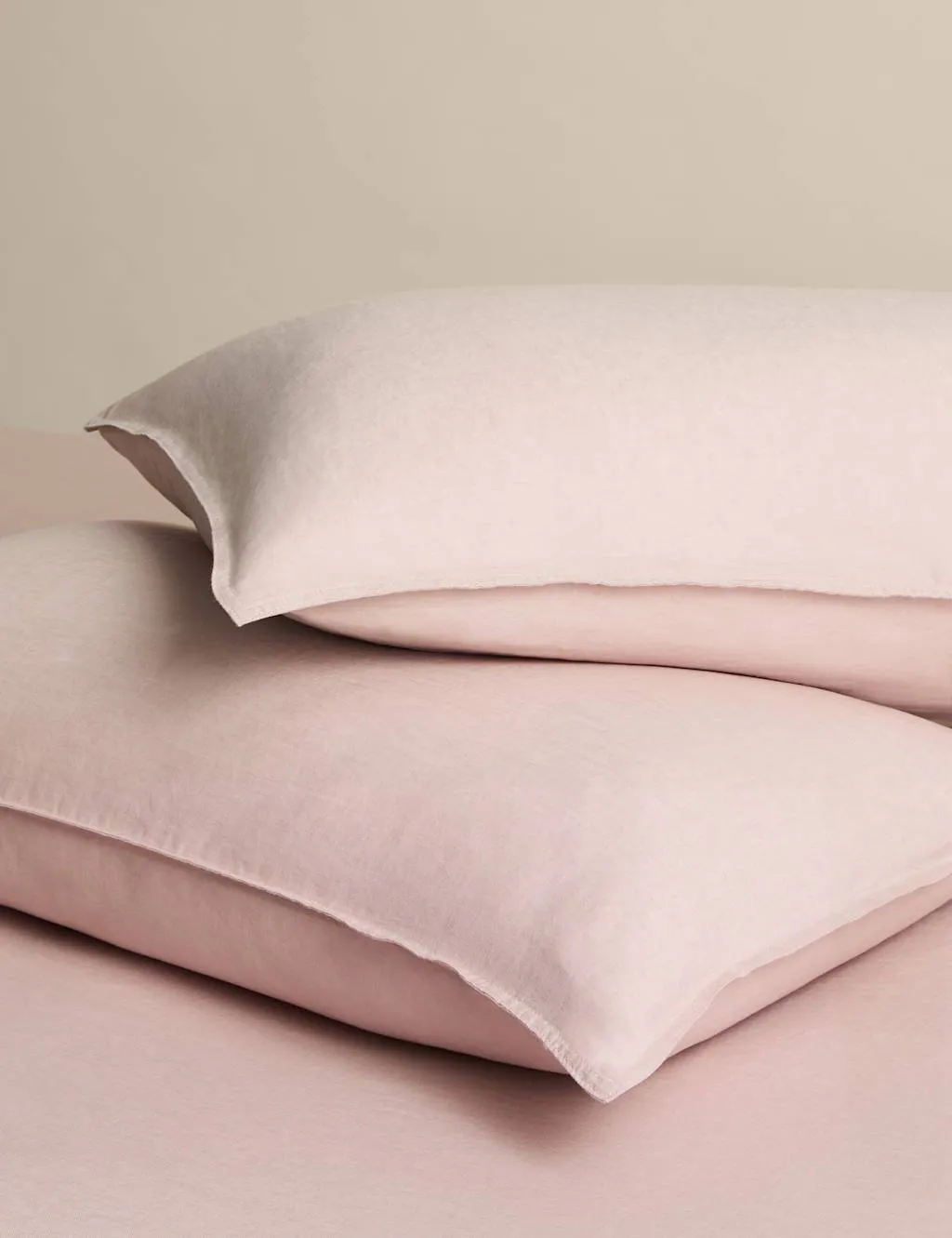 M&S 2 Pack Pure Linen Standard Pillowcases Pink