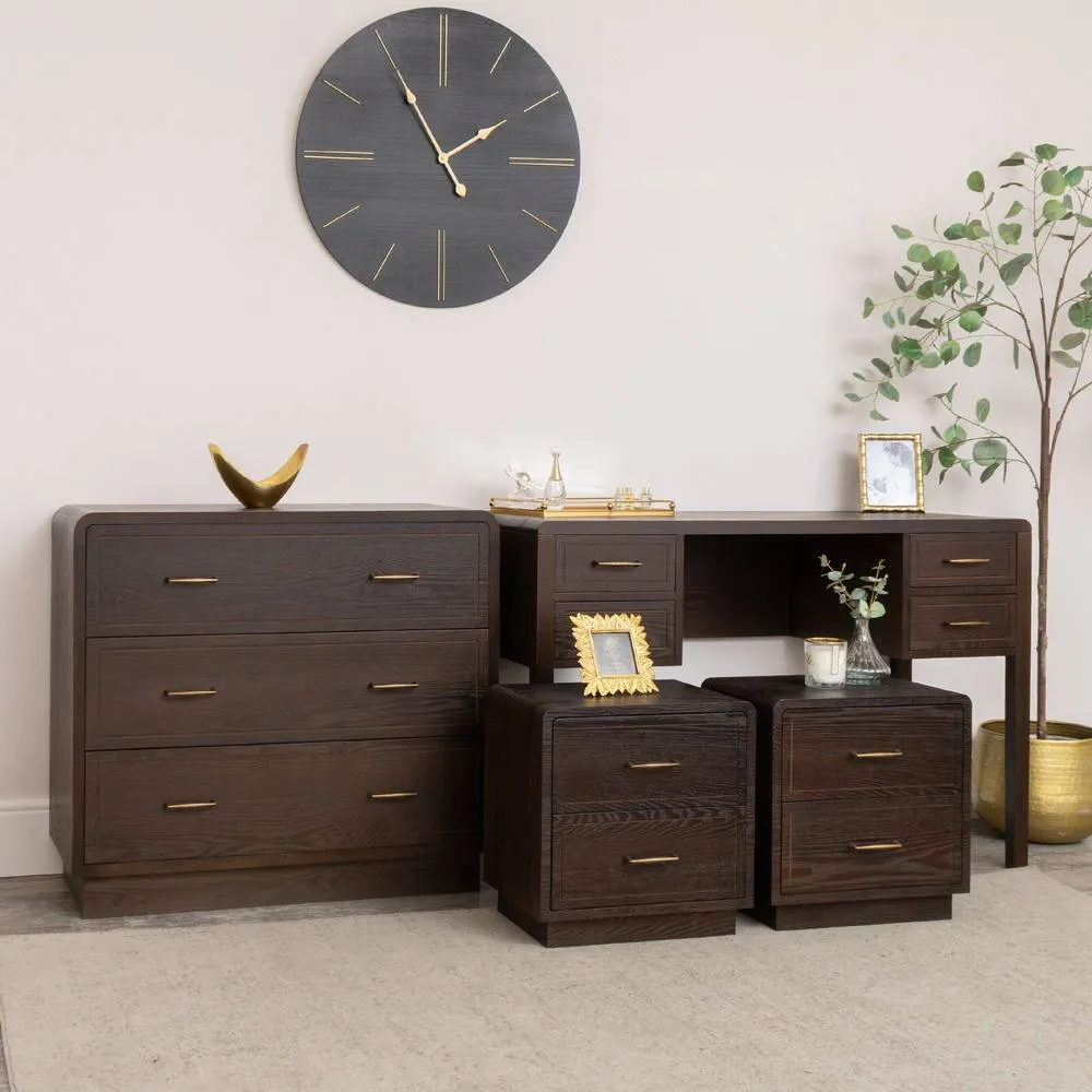 Melody Maison Chest, Dressing Table & Pair of Bedside Tables - Kingsley Range in Brown