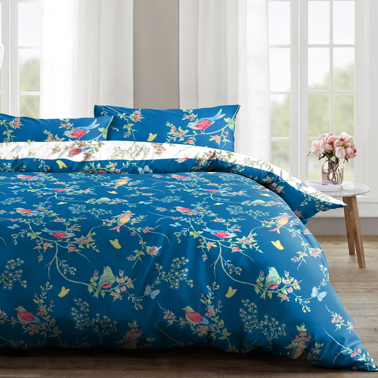 Velosso Birds Floral Cotton Rich Printed Duvet Cover & Pillowcase Set in Navy