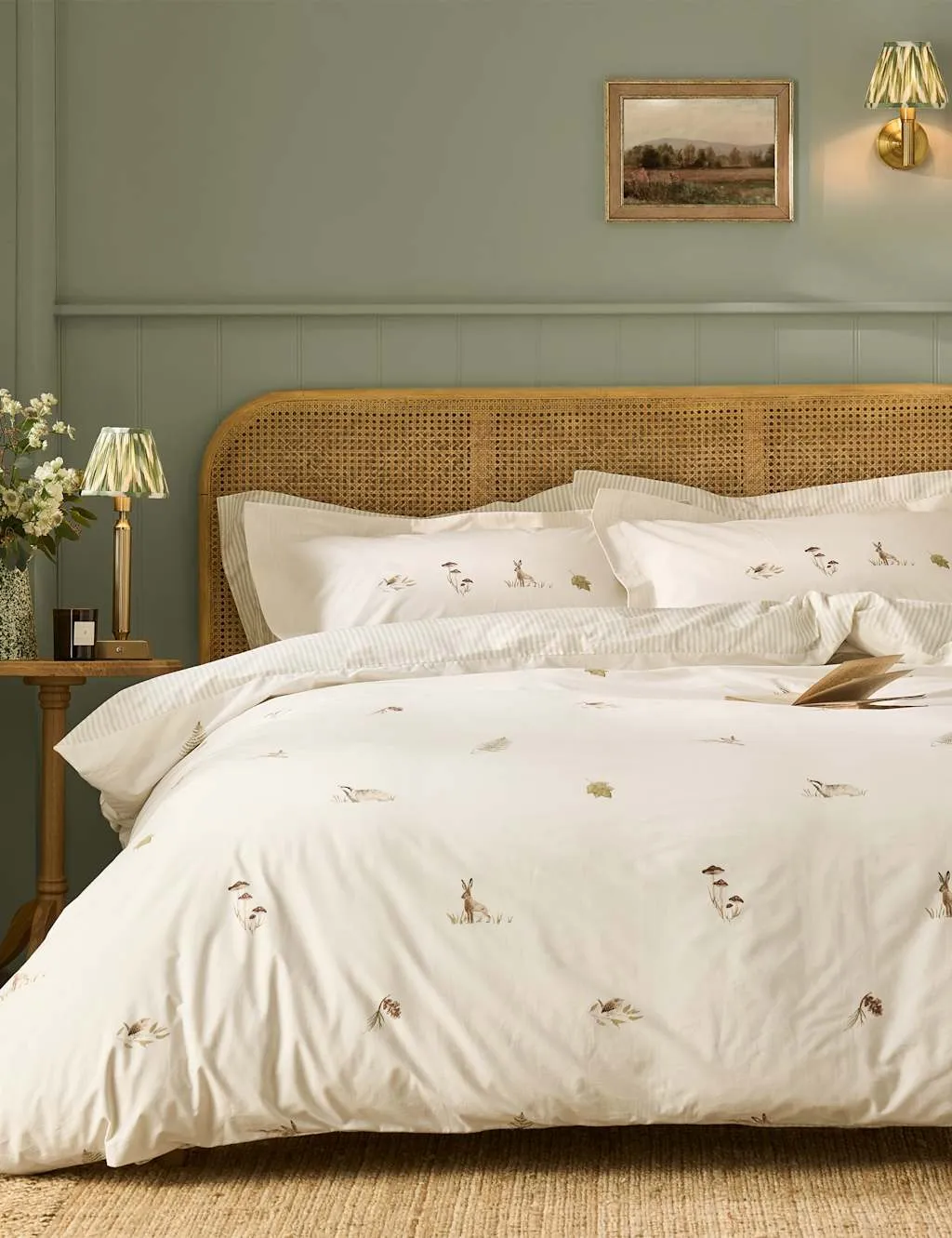 Sophie Allport 200 Thread Count Autumn Foraging Bedding Set White Mix