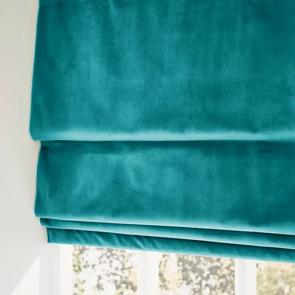 Recycled Velour Roman Blind 3
