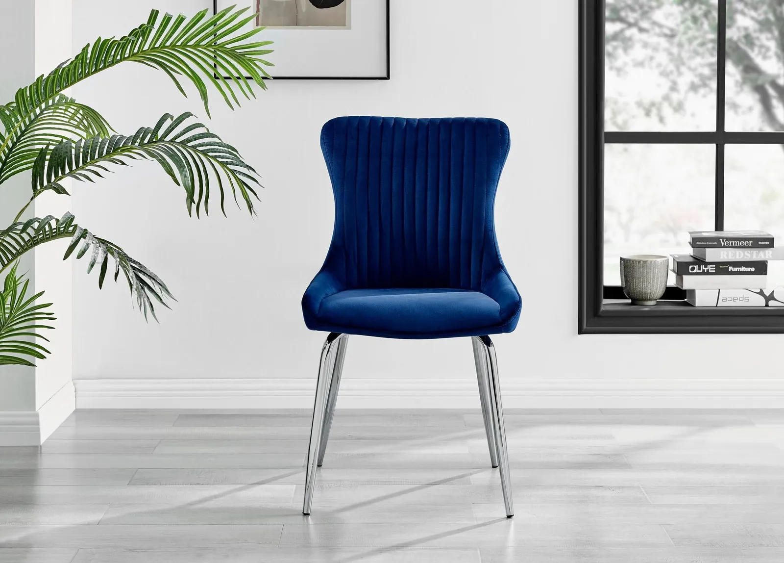FurnitureboxUK Novara Round Glass Dining Table & 4 Nora Silver Leg Chairs in Blue 6