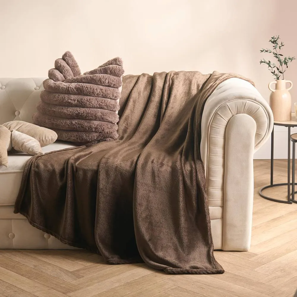 OHS Ultra Soft Flannel Fleece Throw Blanket in Chocolate