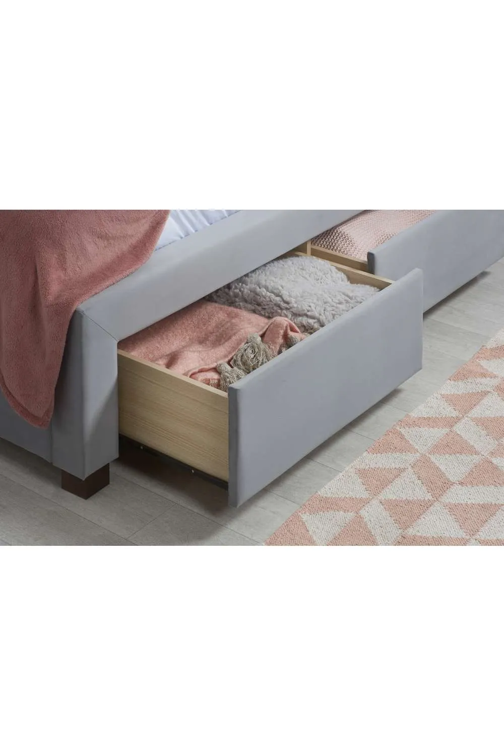 Birlea Woodbury Bed in Grey 5