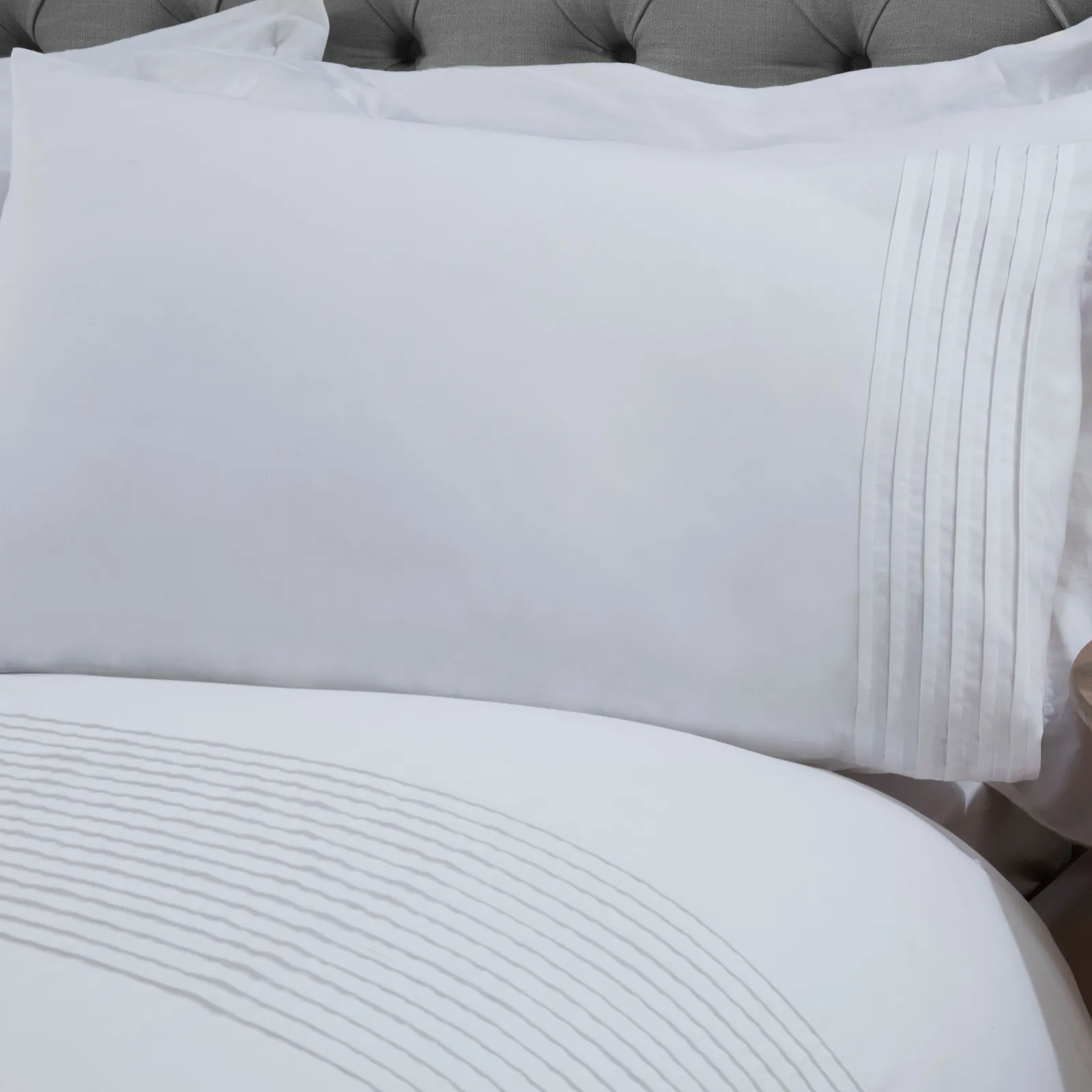 Smart Living Luxury Pintuck Pleated Striped Panel Duvet Cover With Pillowcases in White 2