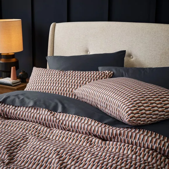 Nils Geometric 144 Thread Count Duvet Cover & Pillowcase Set 5