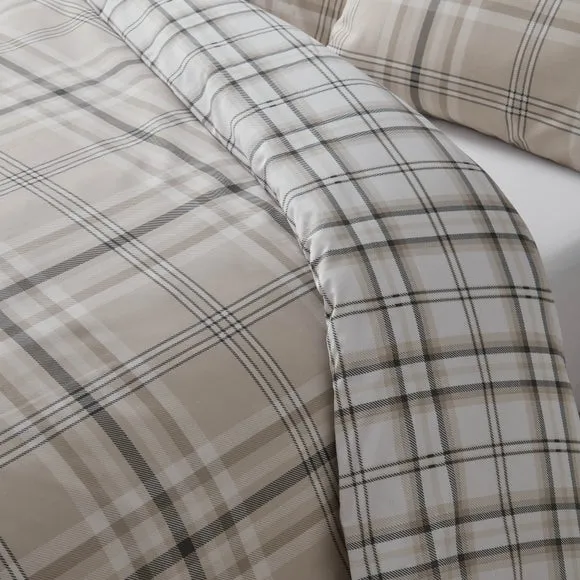 Catherine Lansfield Kelso Patchwork Duvet Cover and Pillowcase Set 5