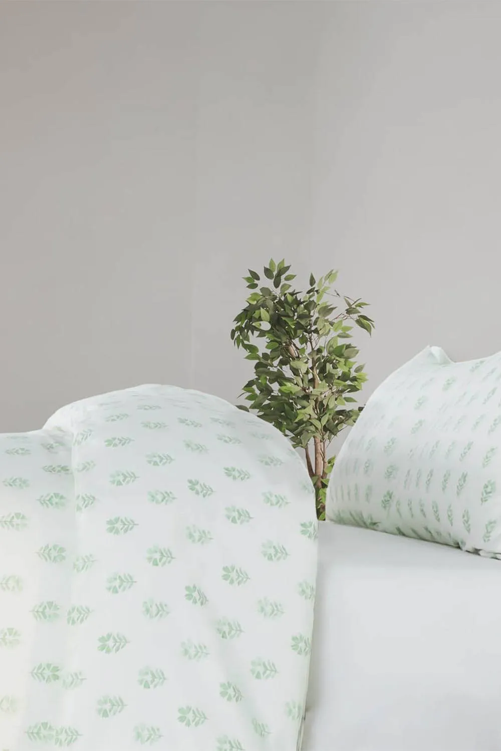 Martex Studio Edition Sage Botanical Duvet Cover Set 6