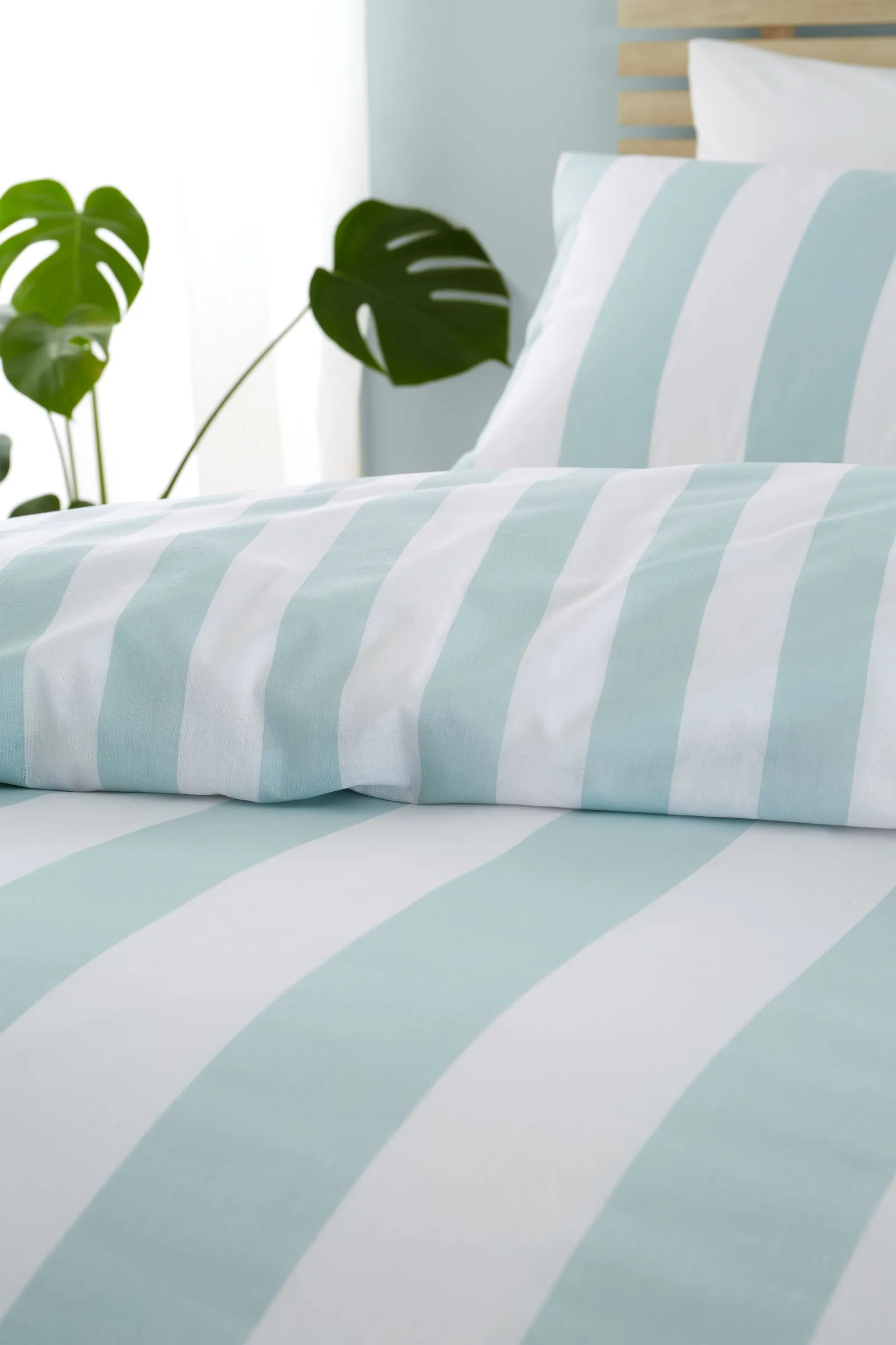 Catherine Lansfield 'Cove Stripe' Reversible Duvet Cover Set in Duck Egg Blue 4
