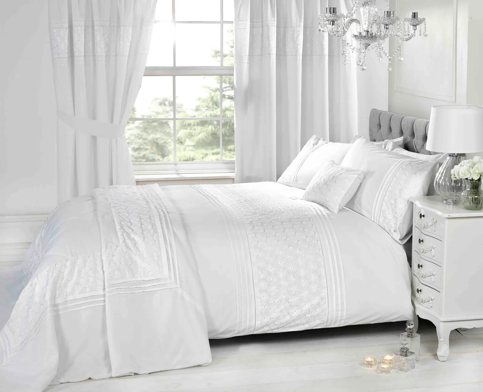 Rapport Home Everdean Filled Boudoir Cushion (50x30 cm) in White