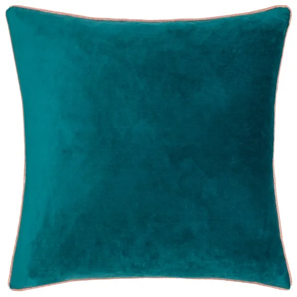 Furn. Square Cushion 3