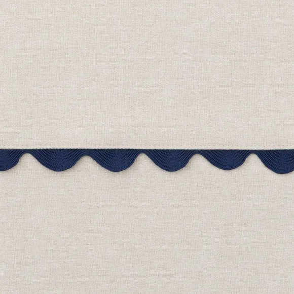 Luna Wave Blackout Roman Blind 2