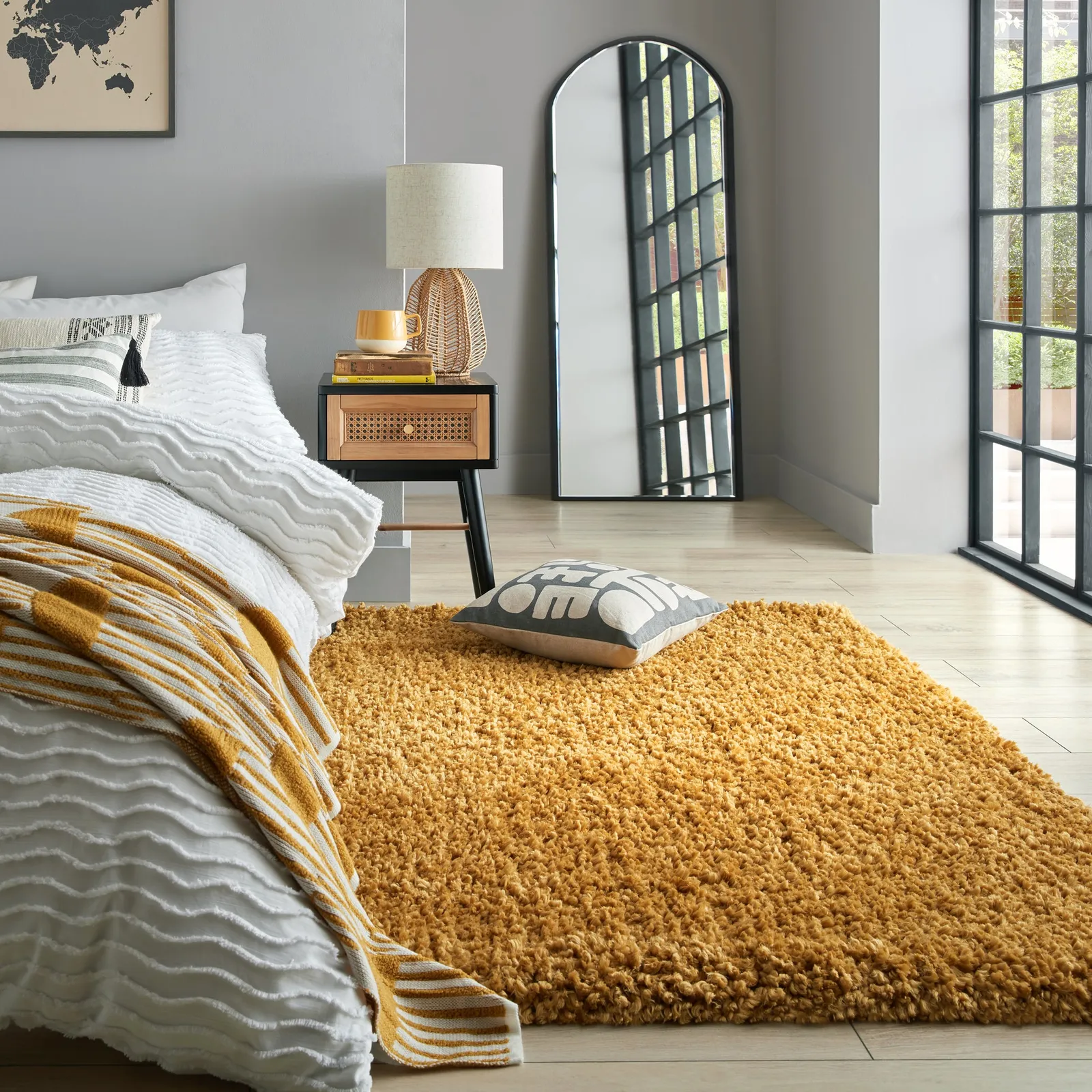 Bertie Shaggy Rug Gold