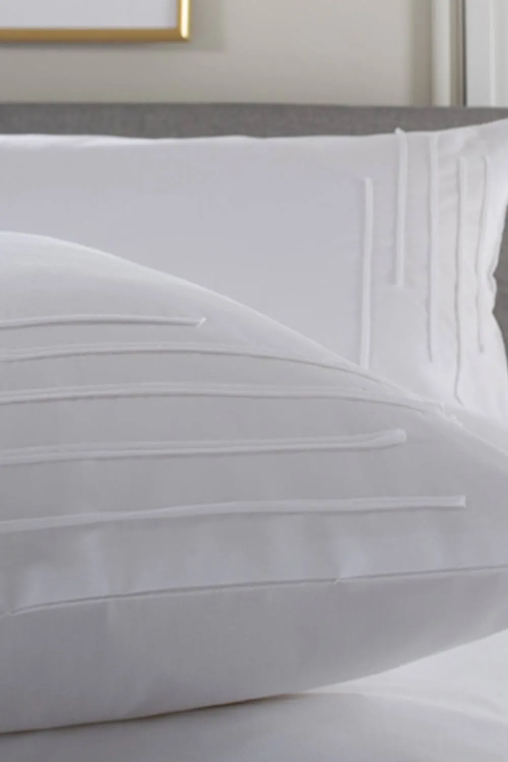 The Lyndon Company Level Crossing 100% Cotton Jersey Textured Duvet Set in Natural White 6