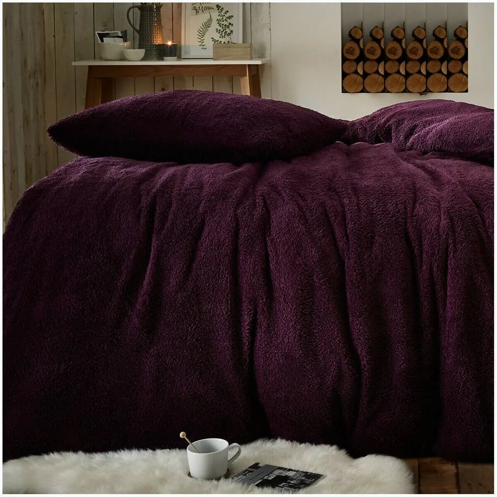Smart Living Luxury Teddy Plain Duvet Cover & Pillowcase Set in Aubergine 3
