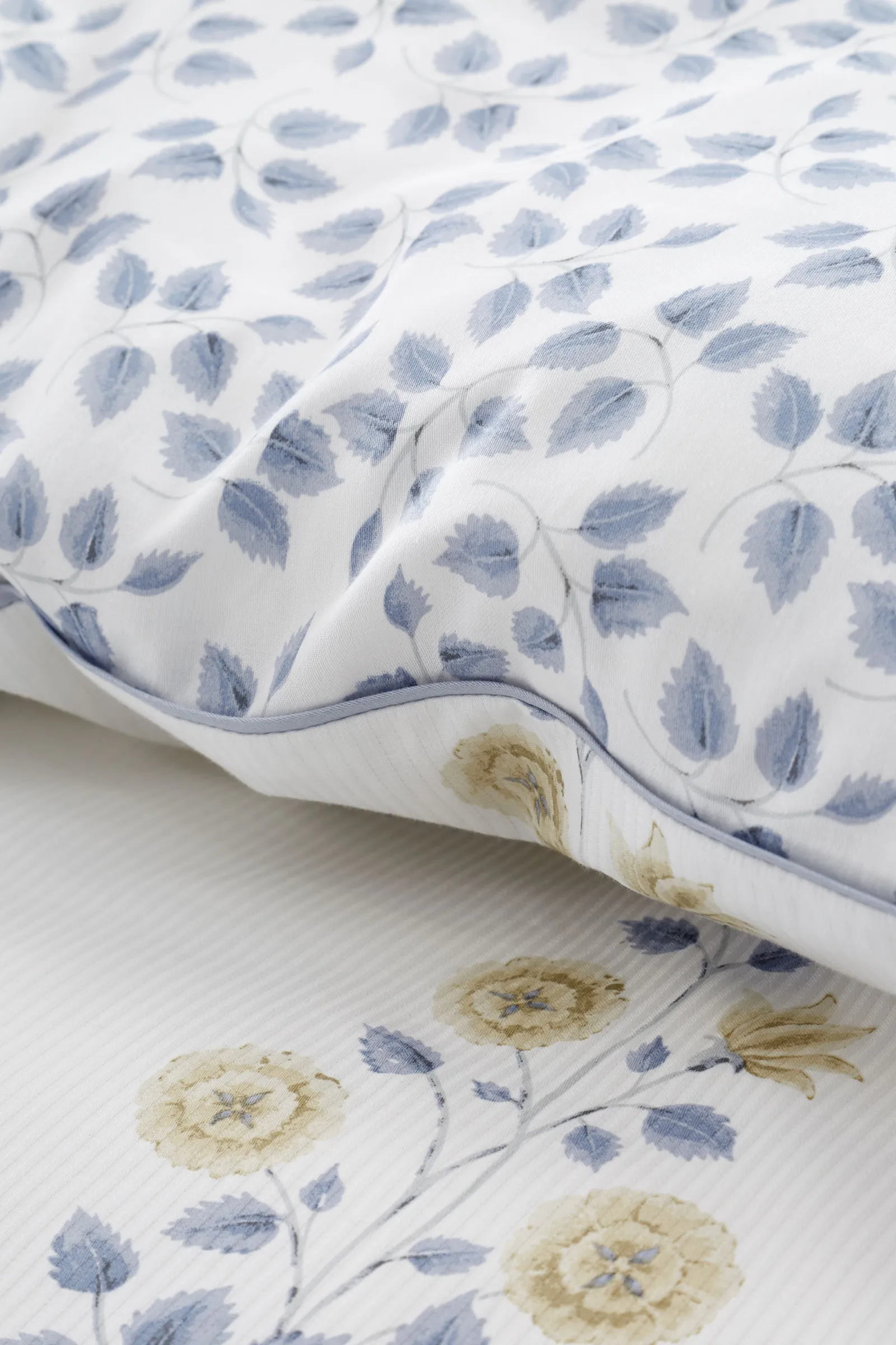 Bianca 'Eloise Floral' 230 Thread Count Cotton Satin Stripe Duvet Cover Set in Blue 5