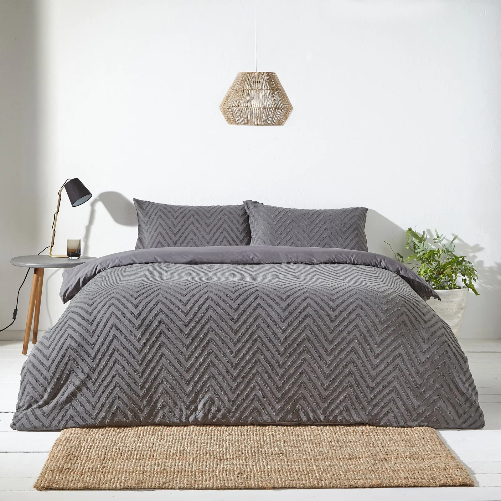 Yard Zig Zag Tufted Geometric 100% Cotton Duvet Cover Set in Charcoal