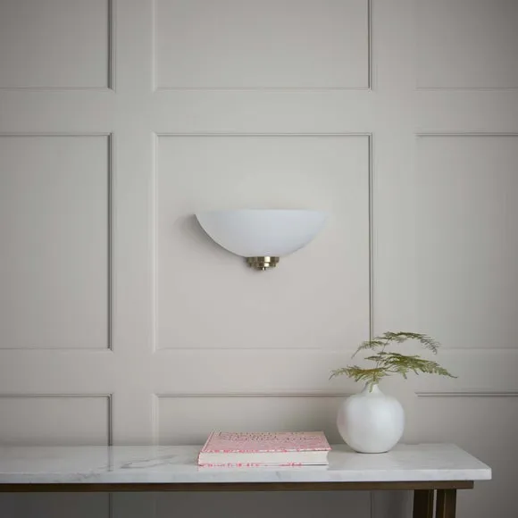 Vogue Welles Frosted Glass Wall Light 2