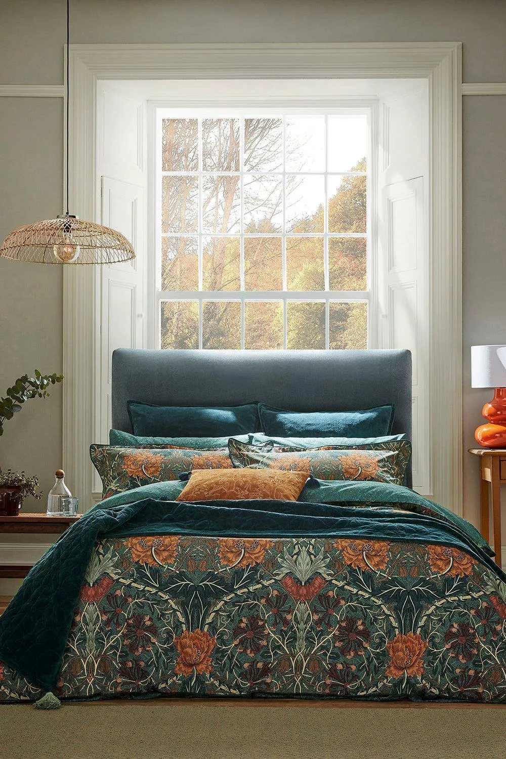 Morris & Co 'Honeysuckle & Tulip' Oxford Pillowcase in Teal 4
