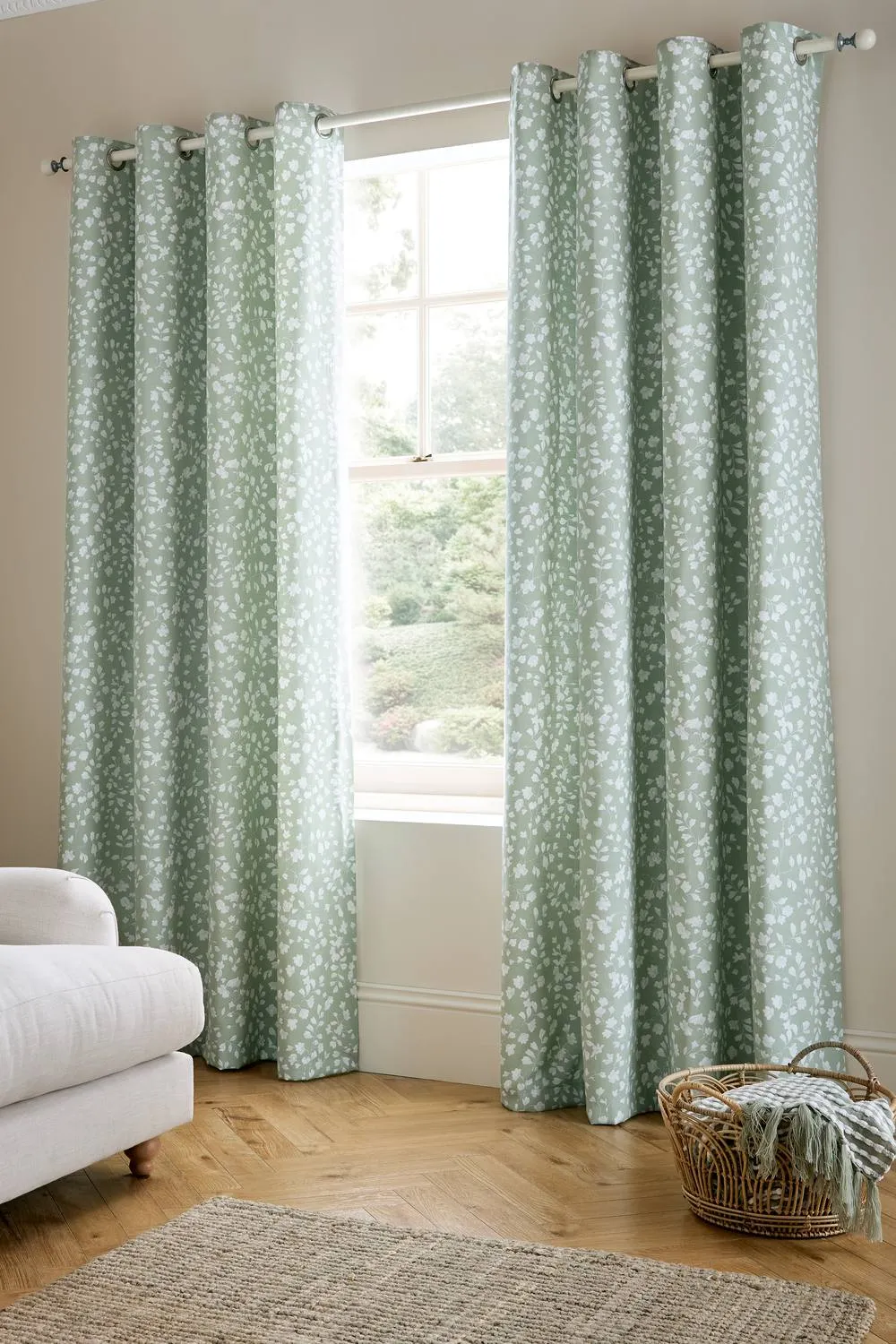 Catherine Lansfield 'Arla Floral' Lined Eyelet Curtains in Green