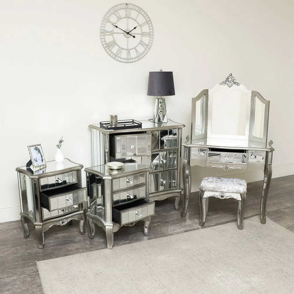 Melody Maison Chest, Dressing Table Set & Pair of Bedside Tables - Tiffany Range in Silver 2