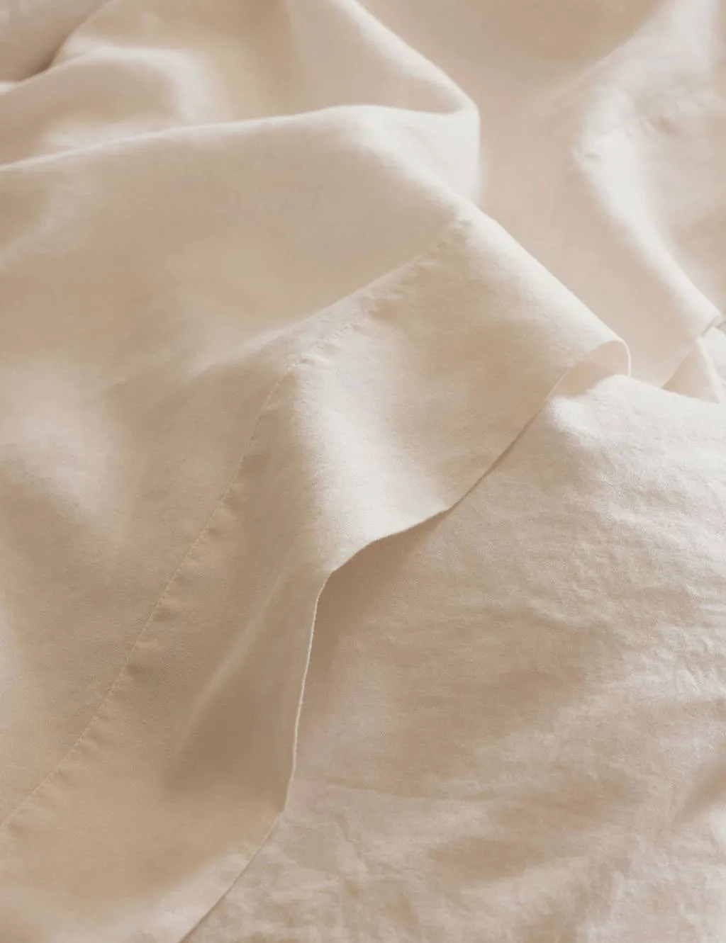 Piglet In Bed Linen Rich Flat Sheet Beige