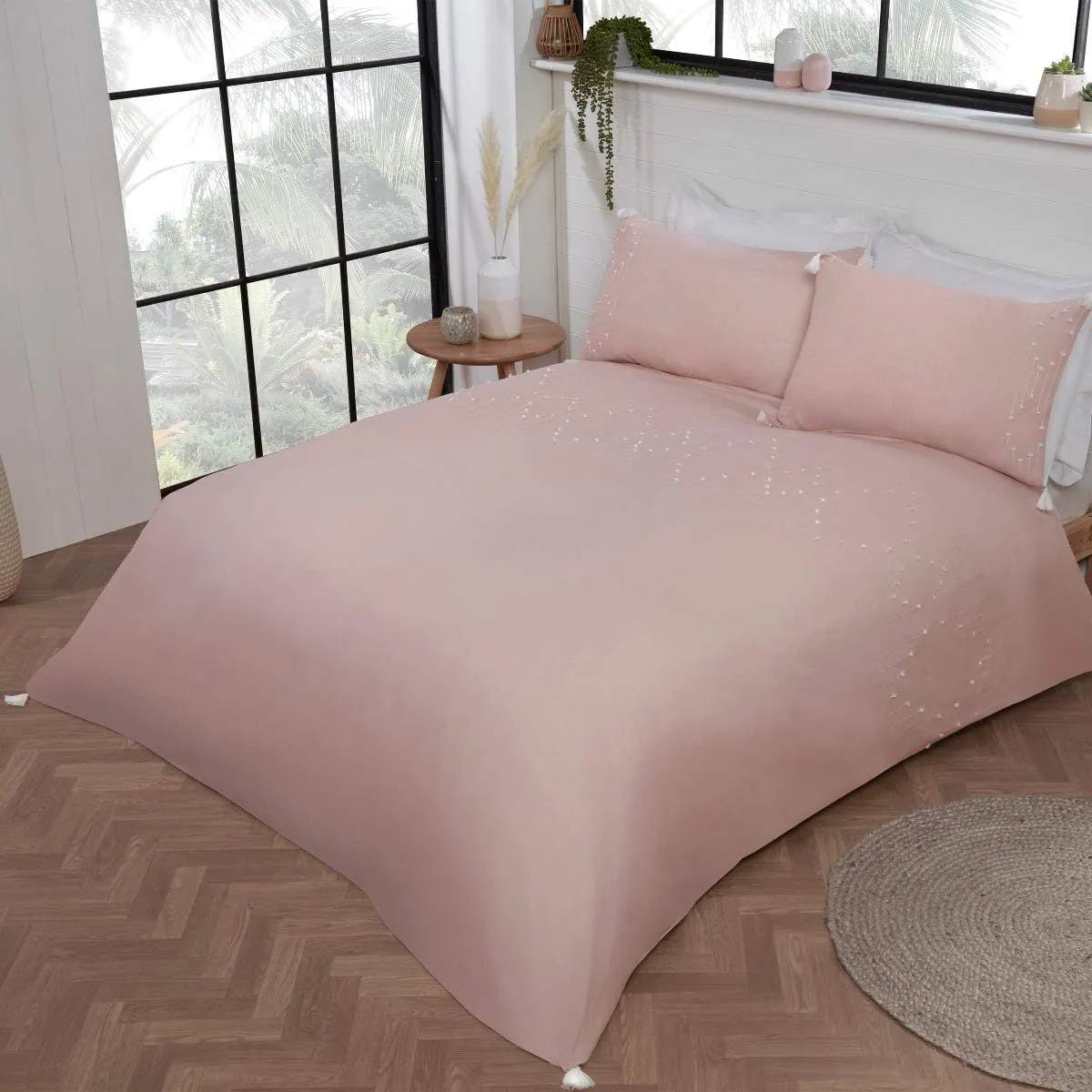 Smart Living Luxury Hotel Quality Boho Embroidered Tassels Duvet Cover with Pillowcases in Pink 1