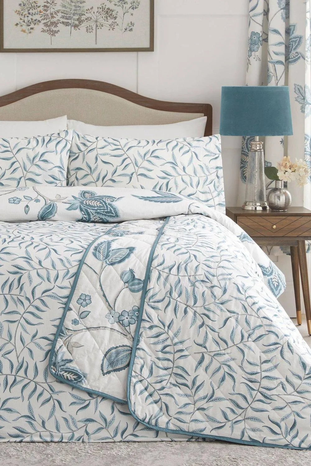 Dreams & Drapes 'Samira' Richly Illustrated Floral Print Duvet Cover Set in Teal 5