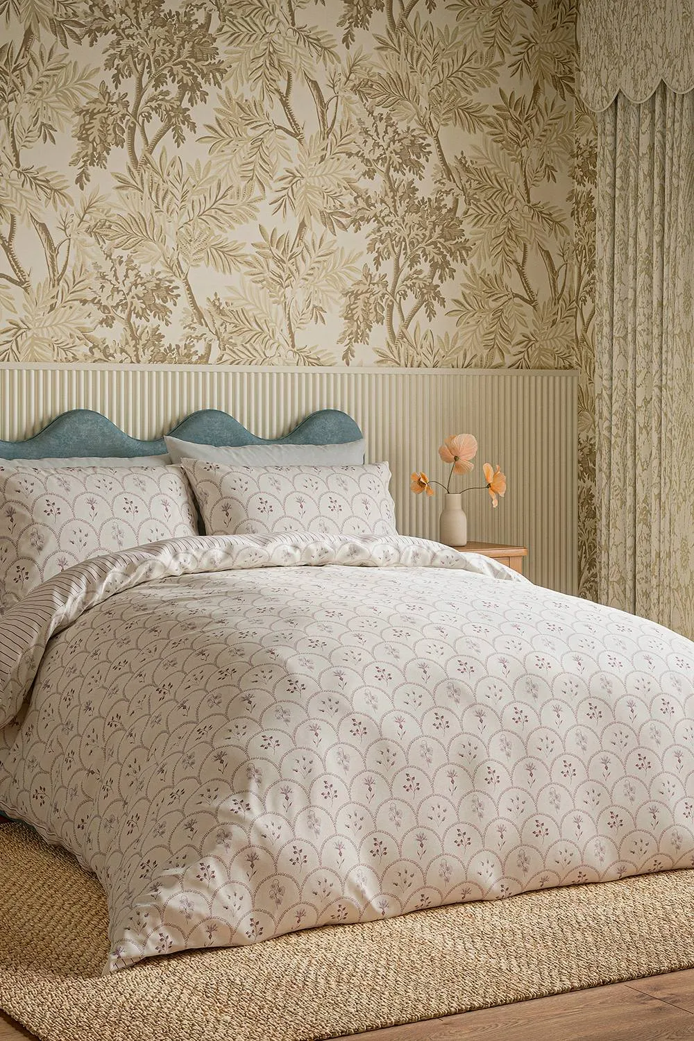 Sanderson 'Summer Scallop' Cotton Duvet Cover Set in Lavender