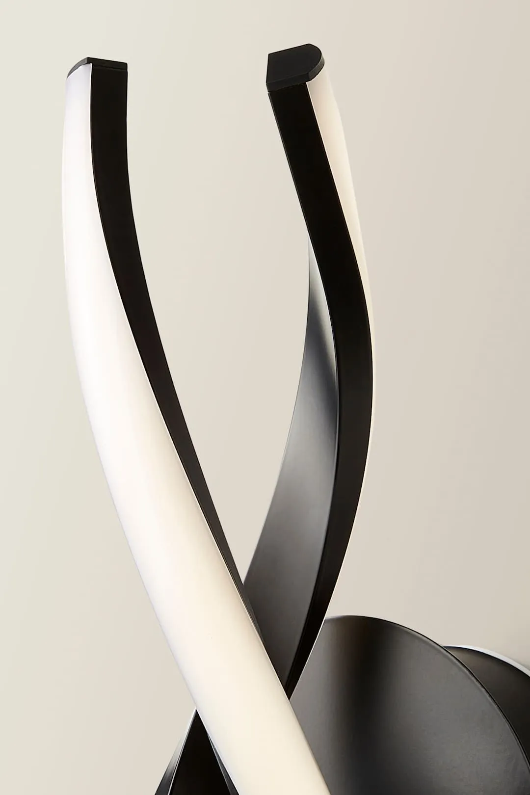 ValueLights Infinity Matte Black Double Twist IP44 Integrated LED Wall Light 4