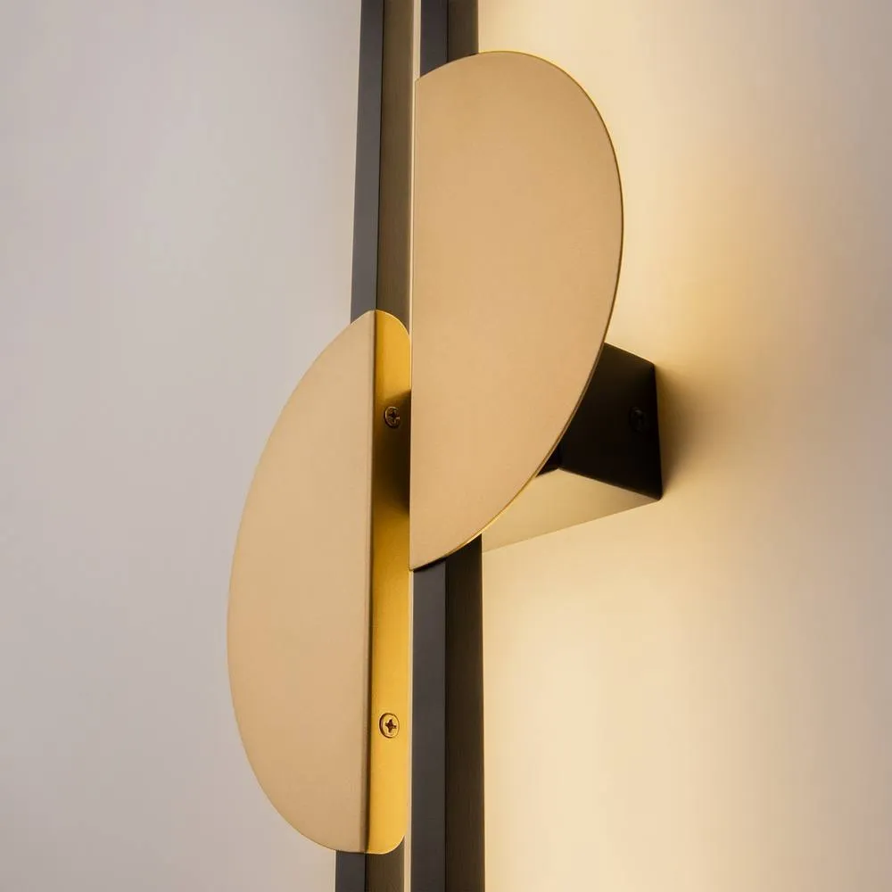 Netlighting Skyline II Modern Wall Lamp Black 4000K 700lm Brass Shade 4
