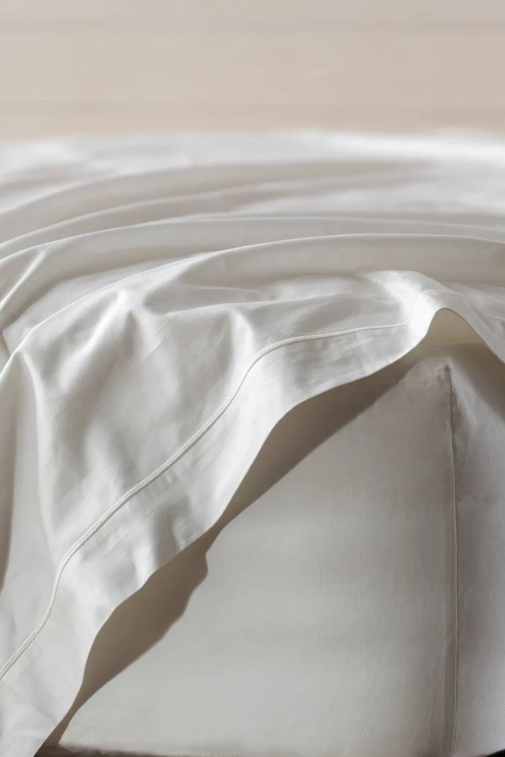 Soak&Sleep 600TC Egyptian Cotton Flat Sheet in White 2