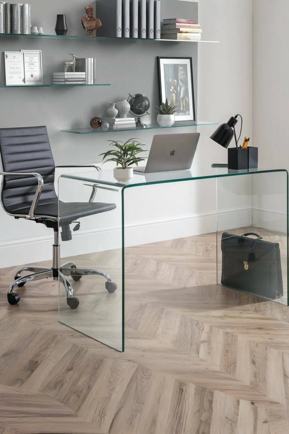 Julian Bowen Amalfi Bent Glass Desk in Clear 2
