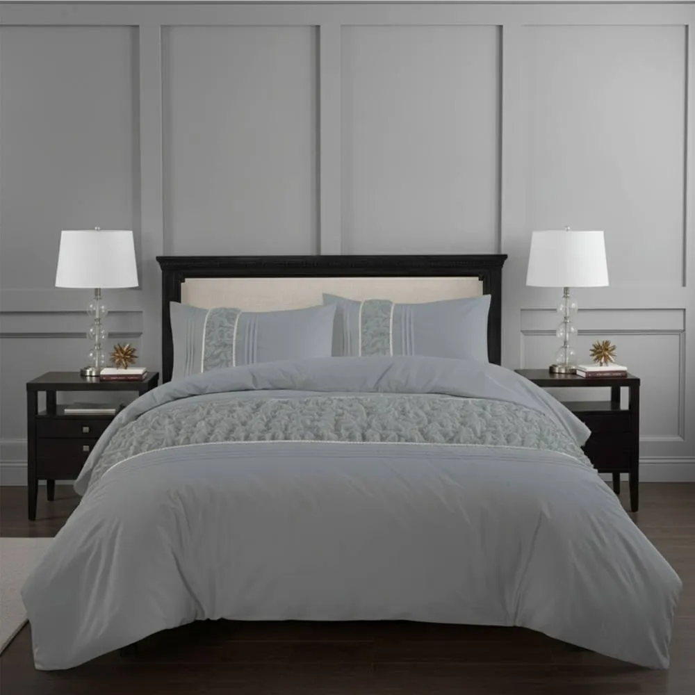 Snug City Ruffle Design Duvet Cover Soft Elegant Bedding Set with Pillowcases in Silver